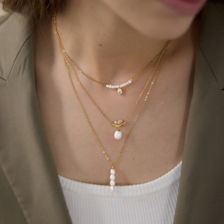 Colliers pendentifs élégants pour femmes, en acier inoxydable étanche, couleur or, avec pompon en forme de goutte et perle de zircon. 2