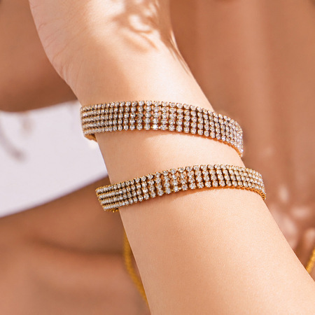 Bracelet chaîne élégant et luxueux en acier inoxydable, étanche, couleur or, avec zircon pour femme. 2