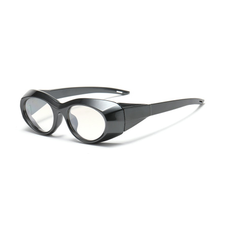 Lunettes de soleil rétro unies 2