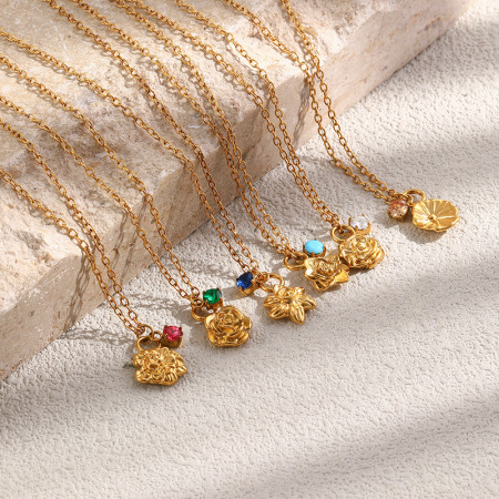 Colliers pendentifs pour femmes en acier inoxydable, couleur or, motif fleur douce, année de naissance 12 mois