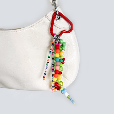 Breloques pour sac en résine de couleur assortie, perles en forme de cœur fleuries, collection quotidienne Simple Series