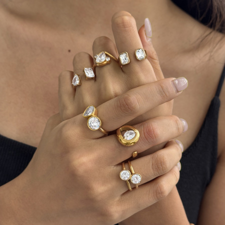 Bagues pour femmes en acier inoxydable de forme irrégulière, étanches, couleur or, serties de zircon. 2