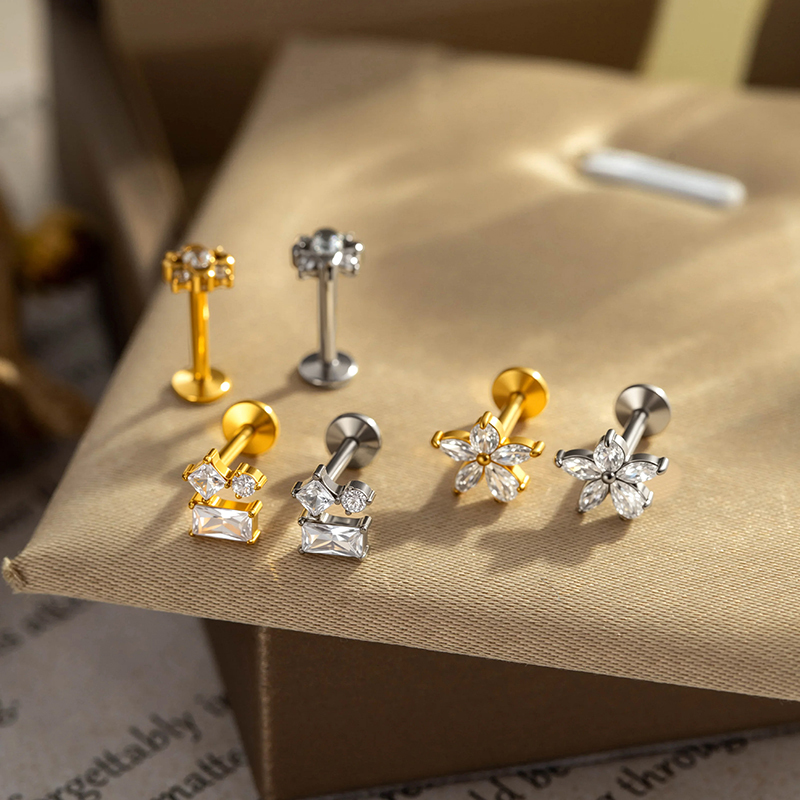 Boucles D'Oreilles Piercing Pour Femme, En Alliage De Titane Doré Avec Zircon Et Motif Floral Simple Image5