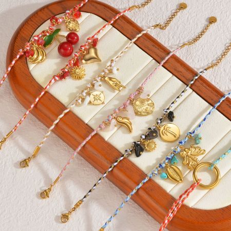 Bracelets tressés pour femmes Sweet Heart Cherry de la série Romantic