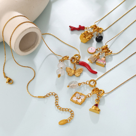 Colliers pendentifs pour femmes en acier inoxydable étanche, couleur or, ornés de strass