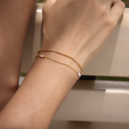 Bracelet chaîne simple en acier inoxydable étanche couleur or avec zircon pour femme 2