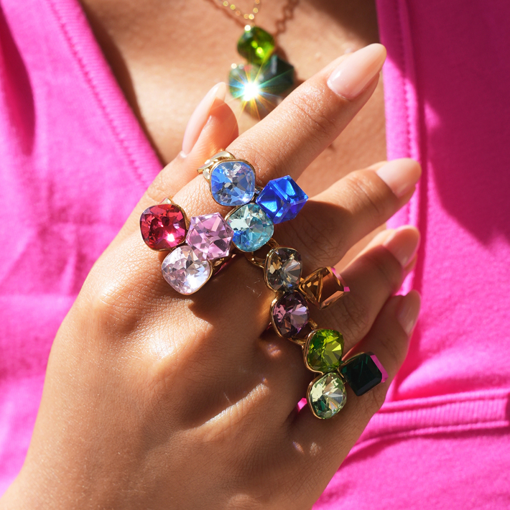 Bague De Luxe En Acier Inoxydable De Forme Irrégulière, Étanche, Couleur Or, Ornée D'Un Cristal Et D'Une Pierre Précieuse. Image4