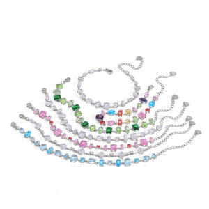 Bracelet Chaîne Pour Femme En Acier Inoxydable Doré, Étanche Et Orné De Cristaux, Collection Luxe h5 Image4