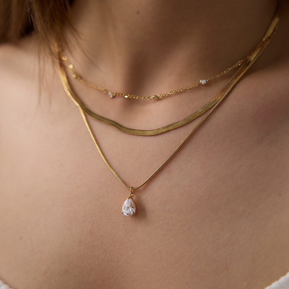 Colliers Pour Femmes Avec Pendentif Goutte D'Eau Luxueux Et Élégant En Acier Inoxydable, Couleur Or, Étanche, Orné De Zircon. h5Image3