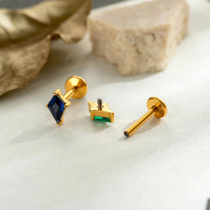 Boucles D'Oreilles Piercing Pour Femme, Forme Géométrique Simple, Alliage De Titane, Couleur Or, Zircon. h5 Image3