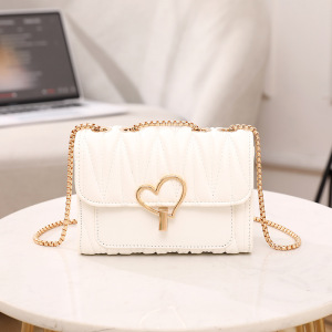 Sac Carré Pour Femme En Pu De Qualité Supérieure, Style Décontracté, Avec Détails Métalliques Et Cœur. Couleur Unie. h5 