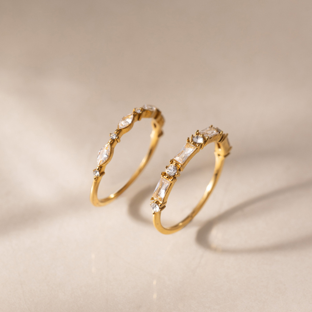Bague Élégante Pour Femme, En Acier Inoxydable, Couleur Or, Avec Zircon, Et Chaîne De Forme Irrégulière. Image3