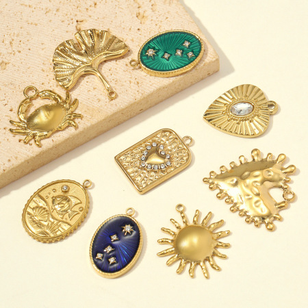 Pendentifs pour femmes en acier inoxydable, couleur or, forme irrégulière, à faire soi-même, style simple, en forme de cœur. 2