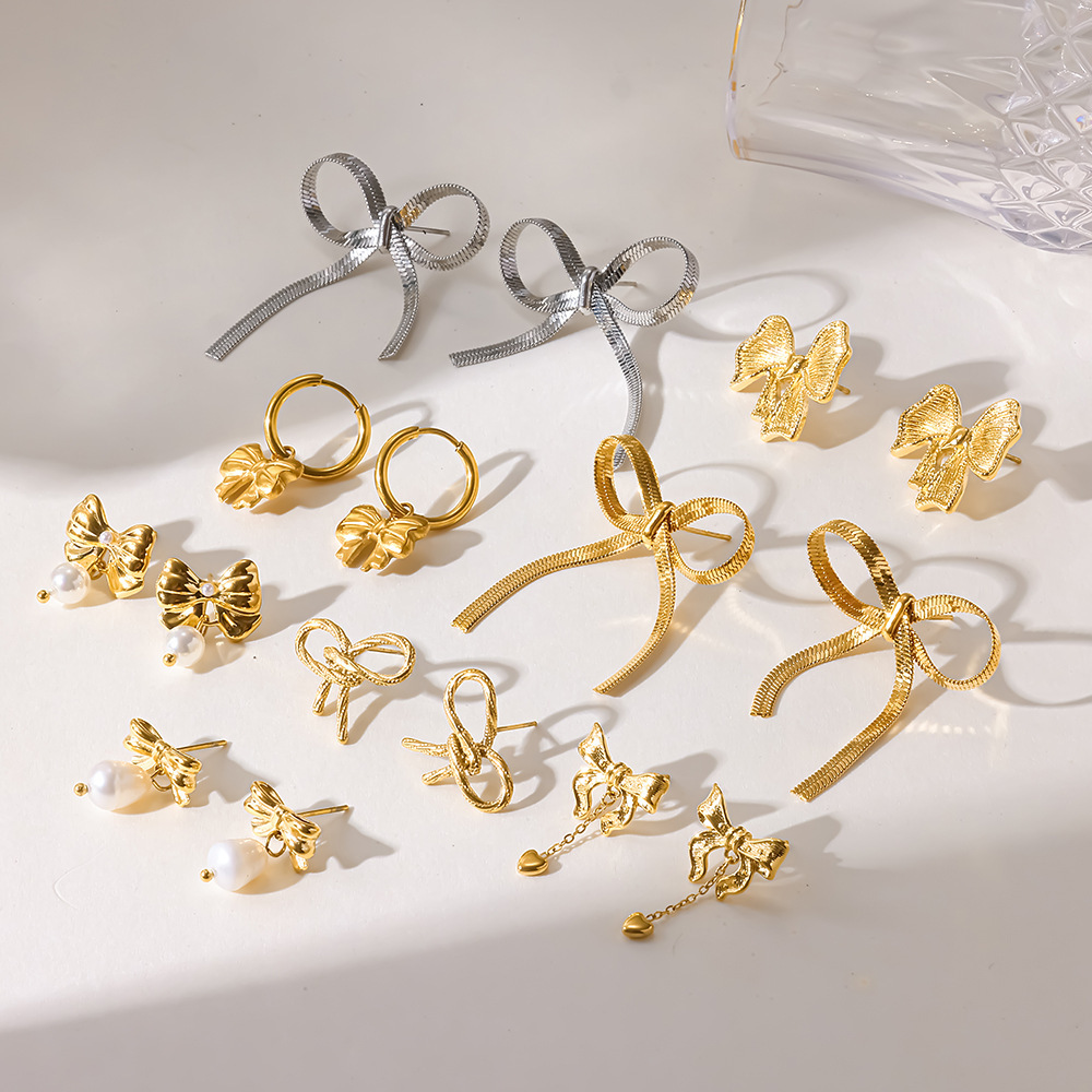 Boucles D'Oreilles Puces Pour Femmes, Style Nœud Papillon Géométrique, En Acier Inoxydable Étanche, Collection Simple Series Daily. Image2