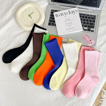 Chaussettes mi-mollet basiques à rebond léger, couleur unie