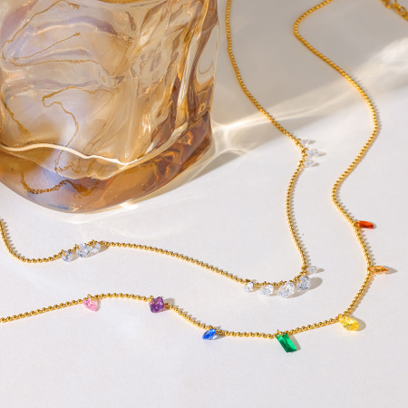 Colliers pendentifs pour femmes en acier inoxydable étanche, couleur or, avec zircon