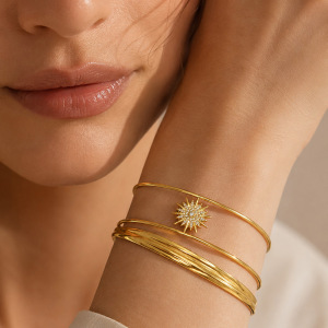 Bracelet Classique Élégant Sun Twist En Acier Inoxydable Imperméable Couleur Or Pour Femme h5 Image4