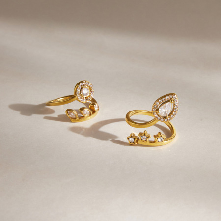 Bague pour femme en acier inoxydable doré, imperméable, sertie d'un zircon et ornée d'un cœur de forme irrégulière, élégante et luxueuse.