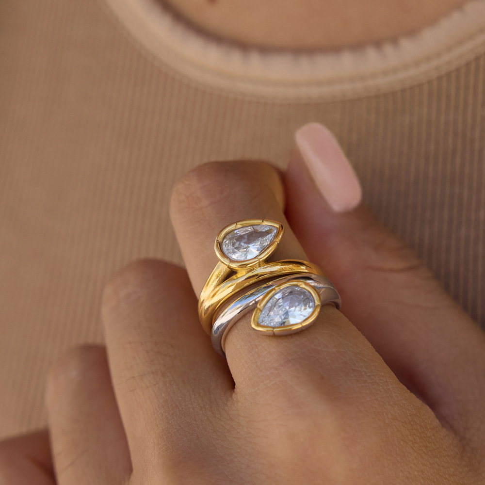 Bagues Pour Femmes En Acier Inoxydable Étanche Couleur Or Avec Zircon Et Pierre Précieuse En Forme De Goutte Image3