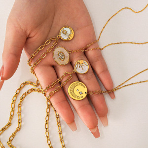 Colliers Pendentifs Pour Femmes, Collection Classique, Motif Soleil Et Lune, En Acier Inoxydable Étanche, Couleur Or h5 Image3