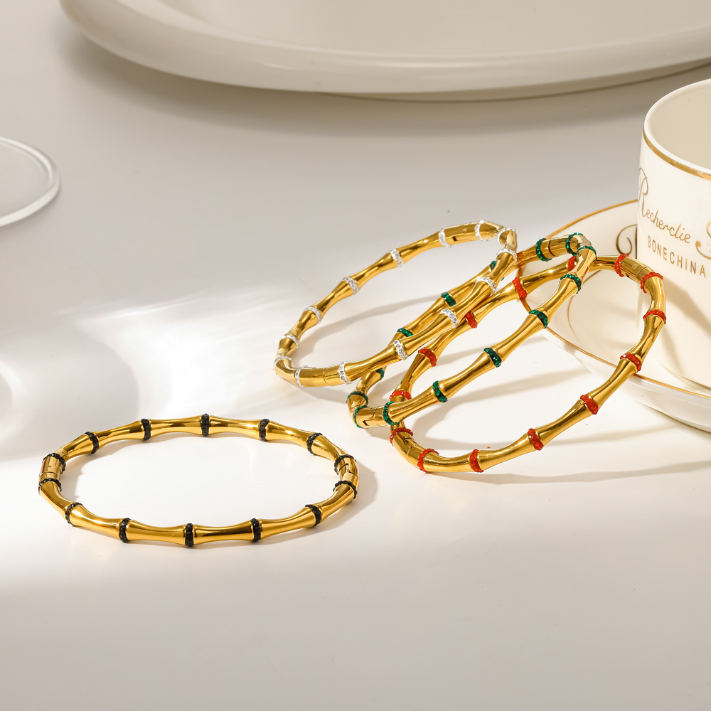 Bracelets Pour Femmes En Acier Inoxydable Étanche Couleur Or Avec Strass Image2