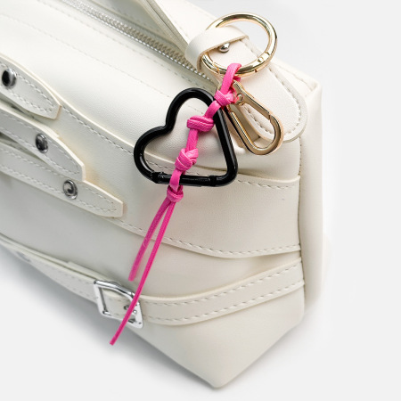 Breloques pour sac en PU de couleur assortie Daily Heart Twist de la série Simple 2