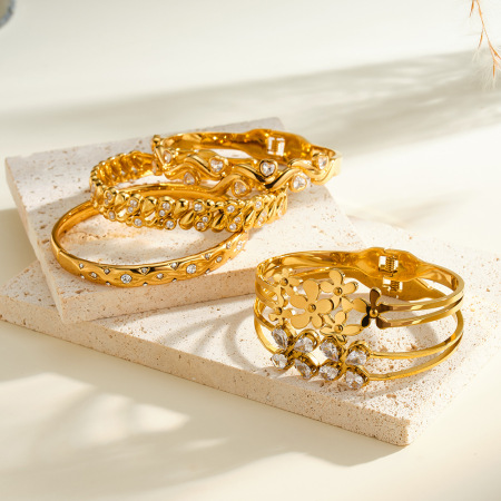 Bracelet jonc pour femme en acier inoxydable imperméable, forme classique irrégulière ajourée, orné de zircon, collection Luxueuse 2