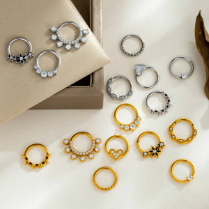 Piercing De Nez Pour Femme, En Acier Inoxydable, Couleur Or, Avec Zircon Et Motif Floral En Forme De Cœur. h5 Image4