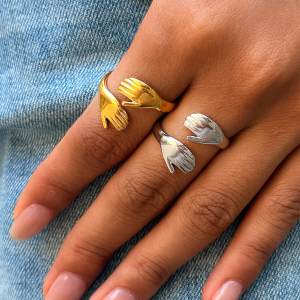 Bague Simple Series Daily Palm Hug En Acier Inoxydable Étanche Couleur Or h5 Image3