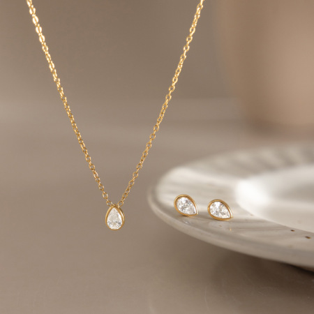 Ensembles de colliers pour femmes en acier inoxydable imperméable avec zircon doré et motif goutte simple 2
