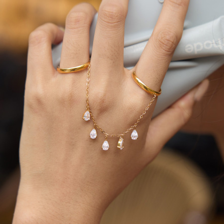 Bagues pour femmes en acier inoxydable doré, imperméables, avec pampille et pendentif goutte d'eau, ornées de zircon et de pierres précieuses. Collection Luxe.