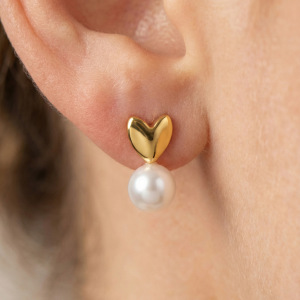 Boucles D'Oreilles Puces Pour Femmes, Style Cœur Élégant, En Acier Inoxydable Étanche, Couleur Or, Collection Simple Series h5 Image3