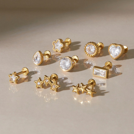 Boucles d'oreilles pour femmes Simple Series Daily Irregular Shape Star en acier inoxydable étanche couleur or avec zircon
