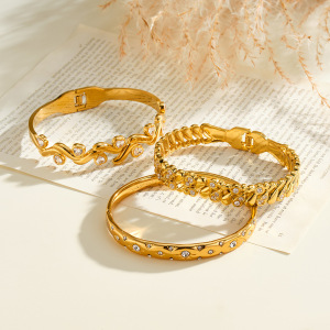 Bracelet Jonc Pour Femme En Acier Inoxydable Imperméable, Forme Classique Irrégulière Ajourée, Orné De Zircon, Collection Luxueuse h5 Image4
