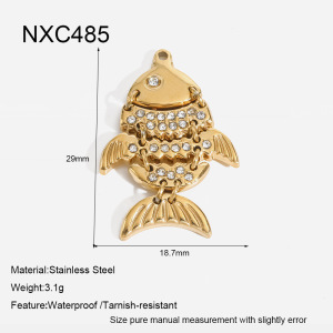 Pendentif Femme Simple Series Daily Geometric Shape Fish En Acier Inoxydable Étanche Couleur Or Avec Zircon h5