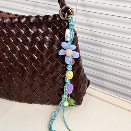 Collection Simple Daily Flower Tassel Beads Tissé en Résine et Pierre Naturelle Breloques pour Sacs 2