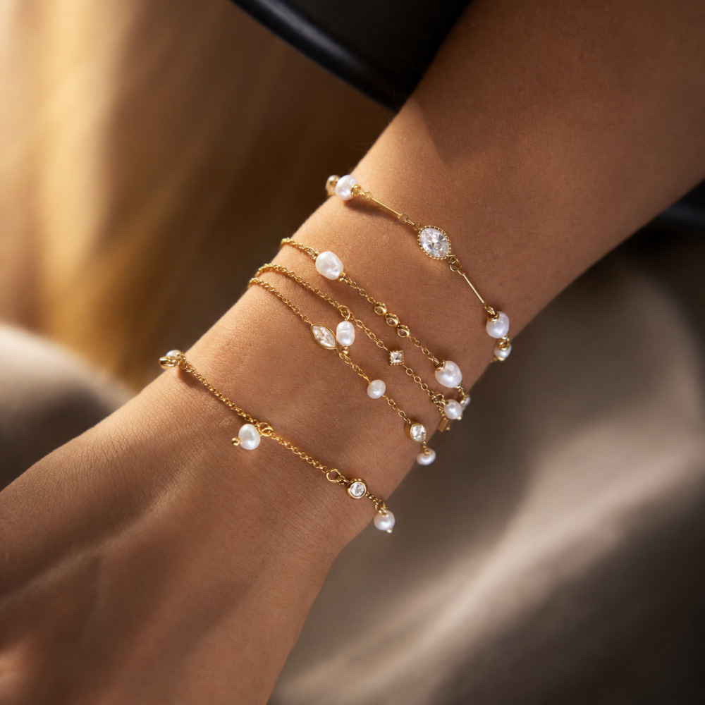 Bracelet Chaîne Pour Femme, Série Luxueuse, Forme Simple Et Irrégulière, En Acier Inoxydable, Couleur Or, Zircon, Étanche. Image2