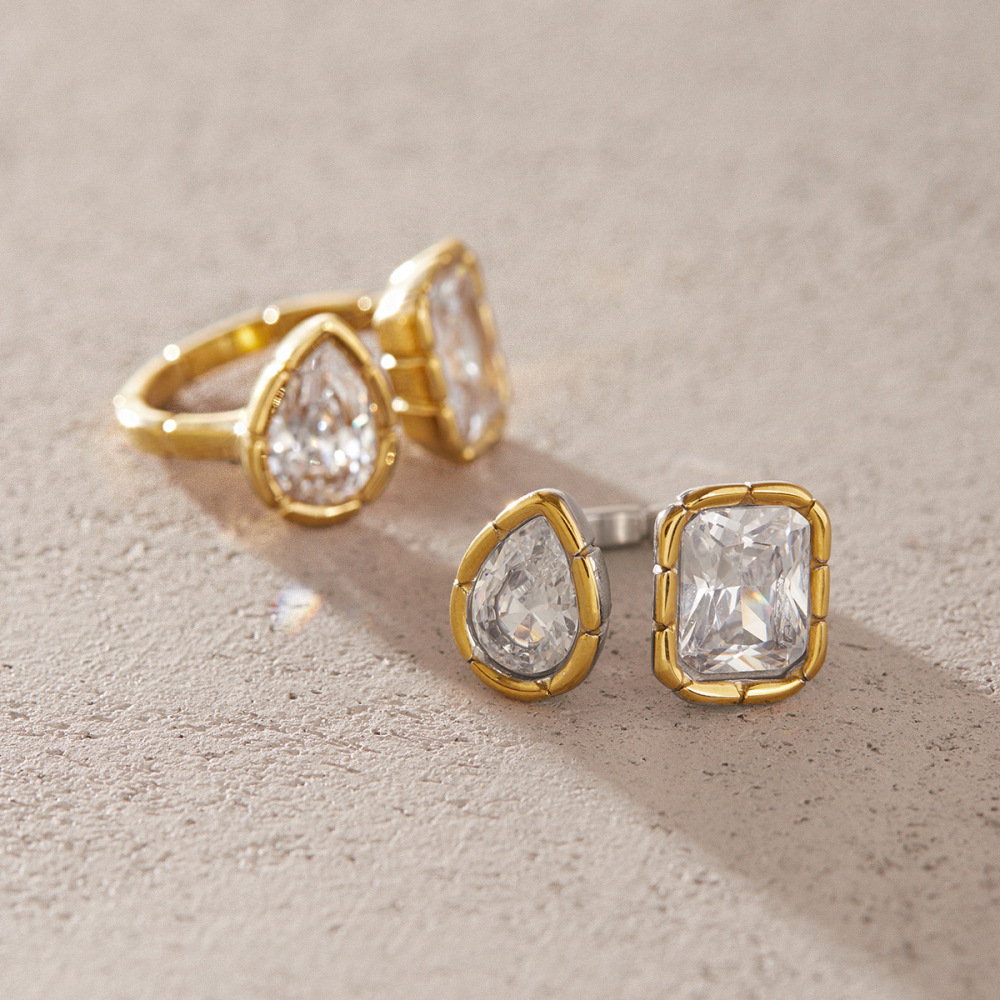 Bagues Pour Femmes En Acier Inoxydable Doré, Étanches, De Forme Géométrique Simple Et Luxueuse, Serties De Zircon Et Ornées De Zircon. Collection Luxueuse. h5Image4