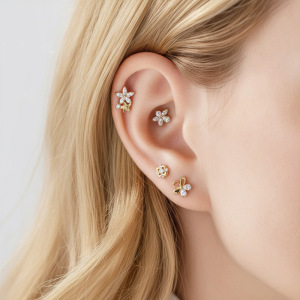 Boucles D'Oreilles Piercing Pour Femme, En Alliage De Titane Doré Avec Zircon Et Motif Floral Simple h5 Image6
