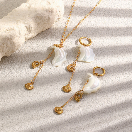 Ensembles de colliers pour femmes, style océan romantique, en acier inoxydable imperméable, couleur or, motif coquillage.
