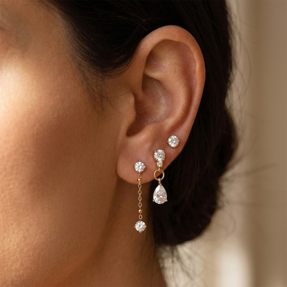Boucles D'Oreilles Pour Femmes, Ensemble Simple, Pompon Rond, En Acier Inoxydable, Étanche, Couleur Or, Zircon. Image3