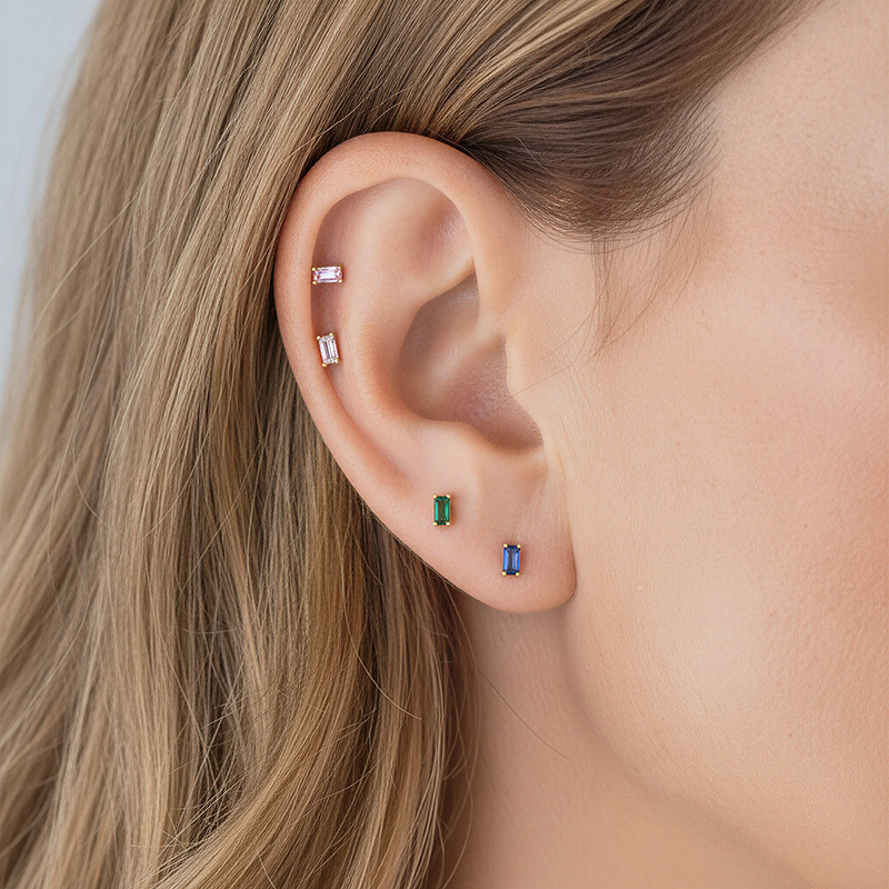 Boucles D'Oreilles Piercing Pour Femmes, En Alliage De Titane Rectangulaire, Couleur Or, Avec Zircon, Collection Simple Series h5Image5