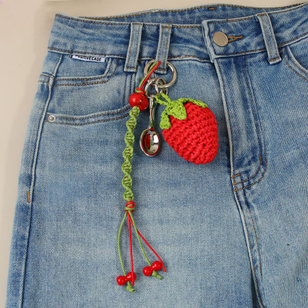 Breloques pour sac en raphia tissé à la fraise douce, collection Simple 2