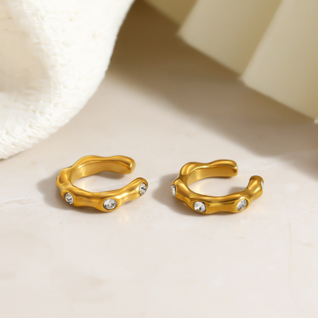 Boucles d'oreilles manchettes pour femmes, simples, étanches, couleur or, en acier inoxydable et ornées de strass. 2