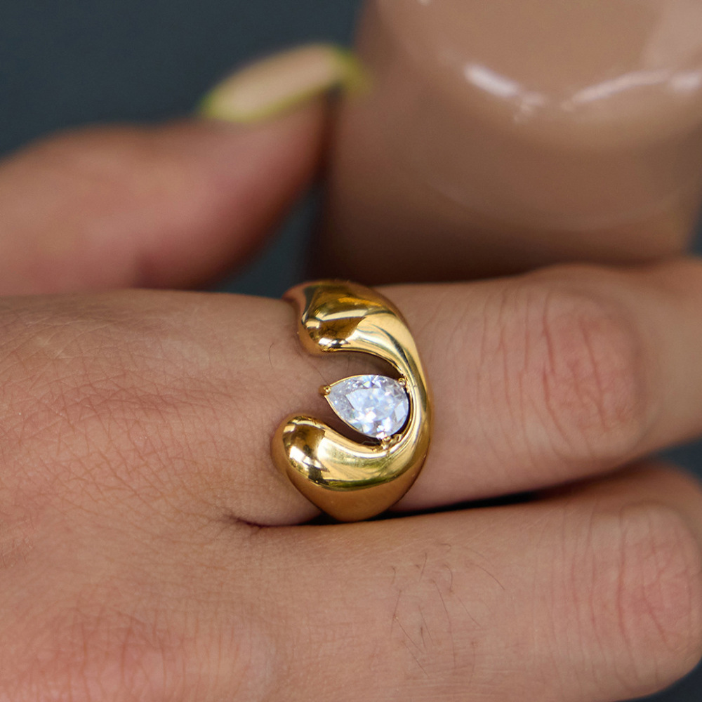 Bagues Pour Femmes En Acier Inoxydable Uni, Étanches, Couleur Or, Serties De Zircon Et Ornées De Pierres Précieuses. Image2