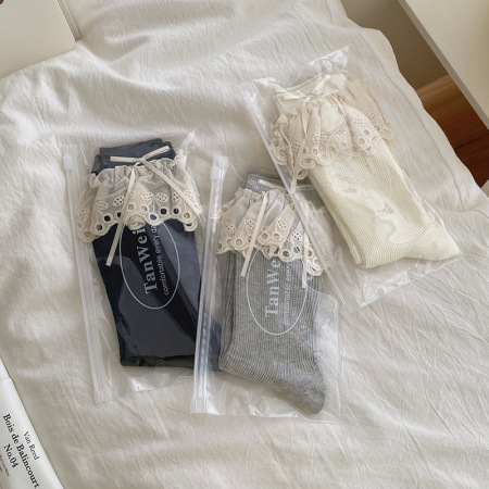 Chaussettes mi-mollet élégantes, légèrement rebondissantes et de couleur unie 2