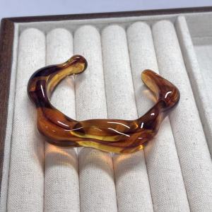 Bracelets Pour Femmes En Résine À Dégradé De Couleurs, Forme Irrégulière Et Style Rétro, Collection Simple h5 