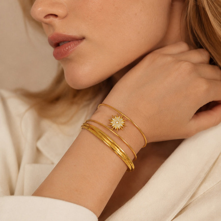 Bracelet classique élégant Sun Twist en acier inoxydable imperméable couleur or pour femme 2