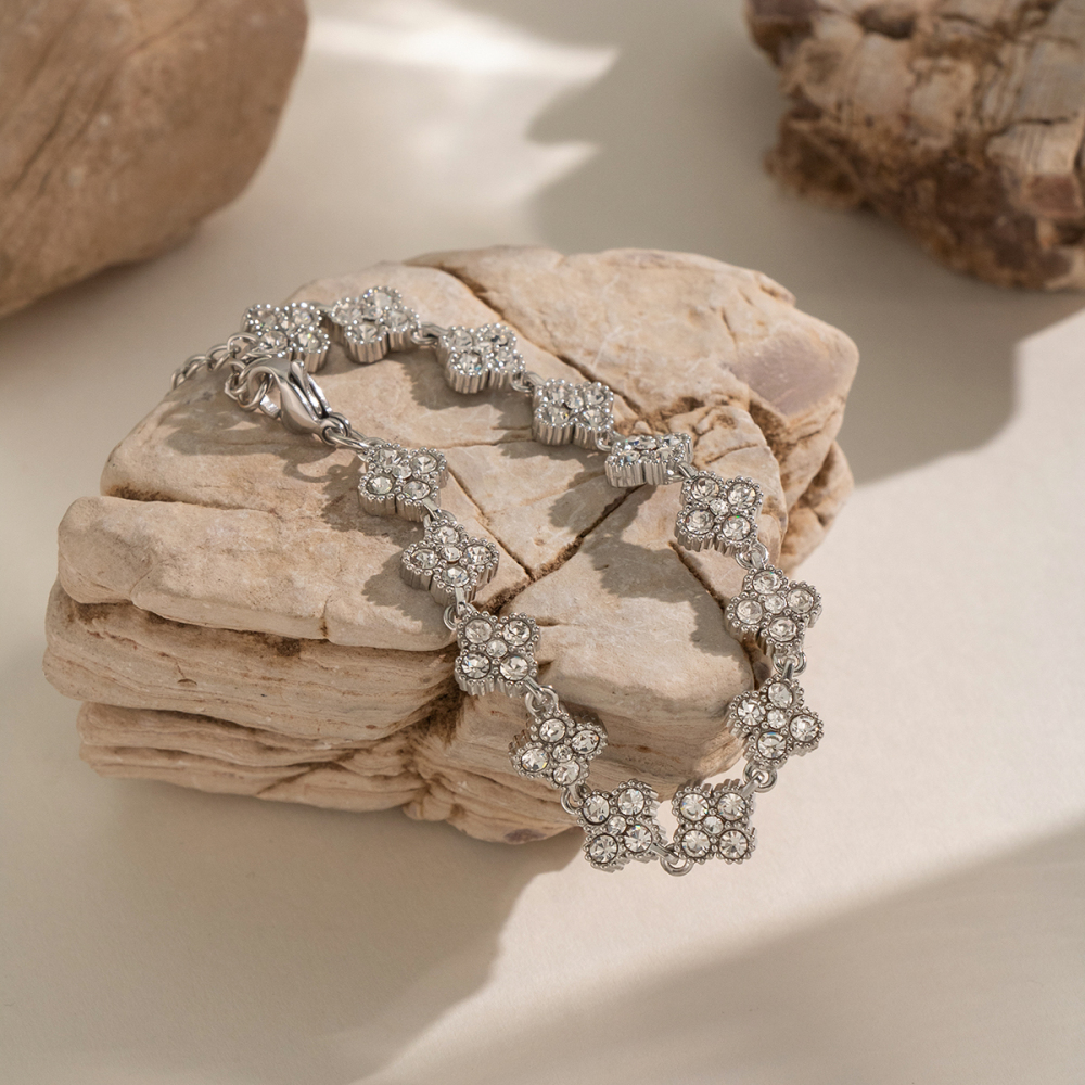 Bracelet À Maillons Pour Femme En Acier Inoxydable, Étanche, Couleur Or, Avec Zircon, En Forme De Trèfle Image4