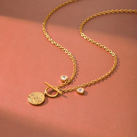 Colliers pendentifs pour femmes Simple Series Daily Circle en acier inoxydable étanche couleur or avec zircon 2